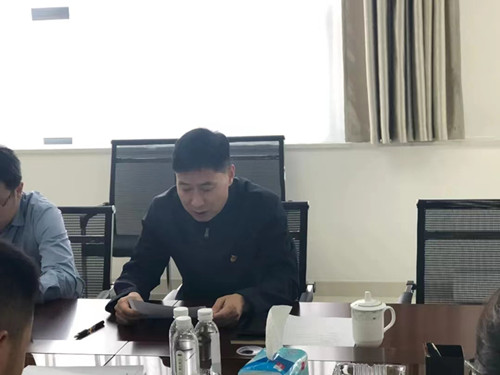 李董事長_副本.jpg